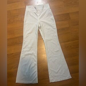 Old Navy PowderSoft Ribbed Flare Leggings
